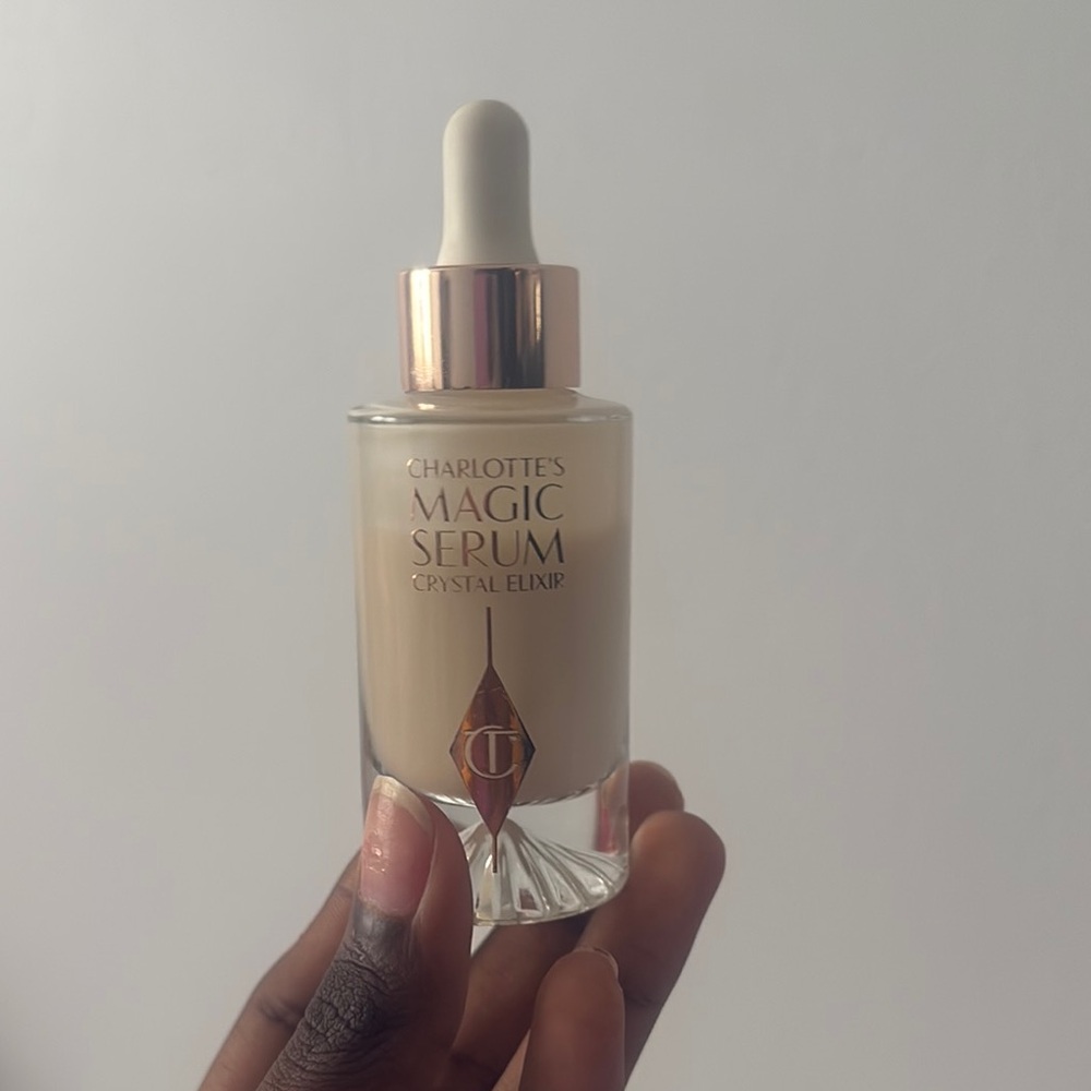Charlotte Tilbury Magic Serum crystal elixir